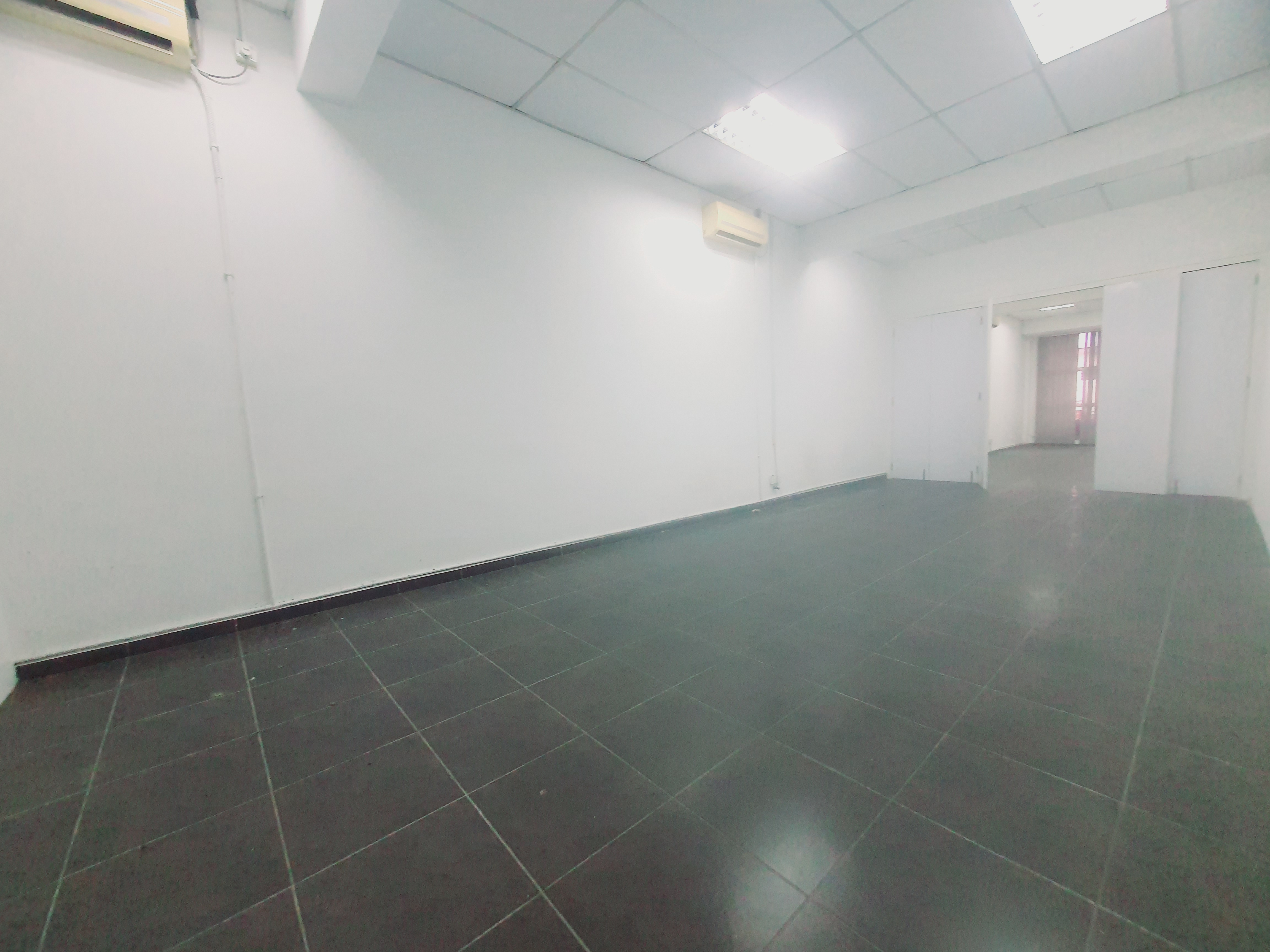 Partition Room Low Price 1st floor Shop Semabok Perdana GH Hospital image