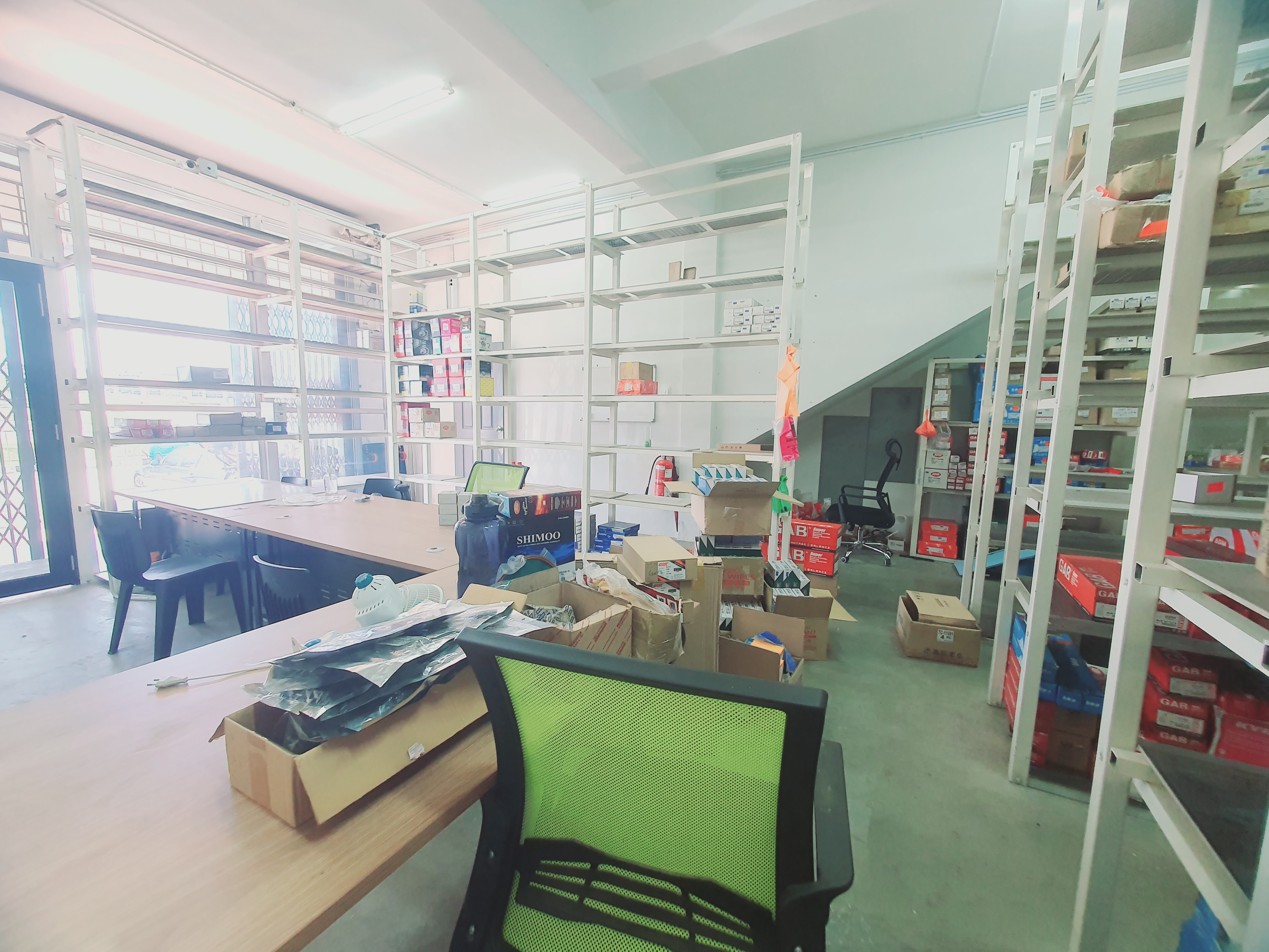 Ground Floor Face Main Road Traffic Light Gangsa Avenue Batu Berendam image