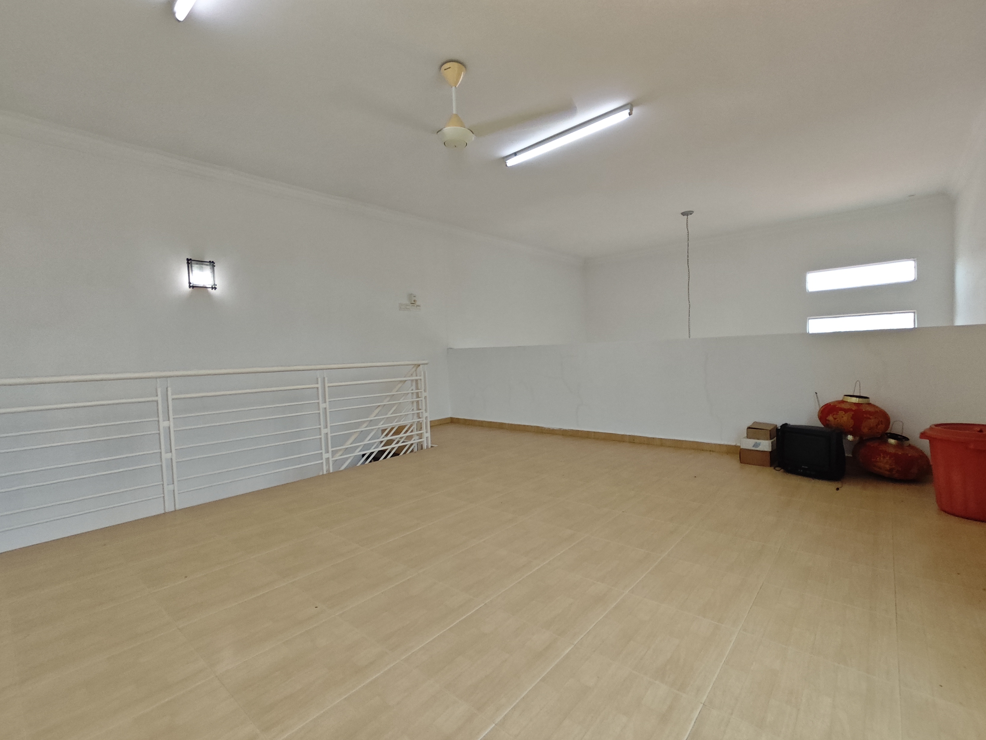 Freehold 1.5 Bungalow 5700 sq.ft Big Land Krubong Perdana Ayer Keroh image