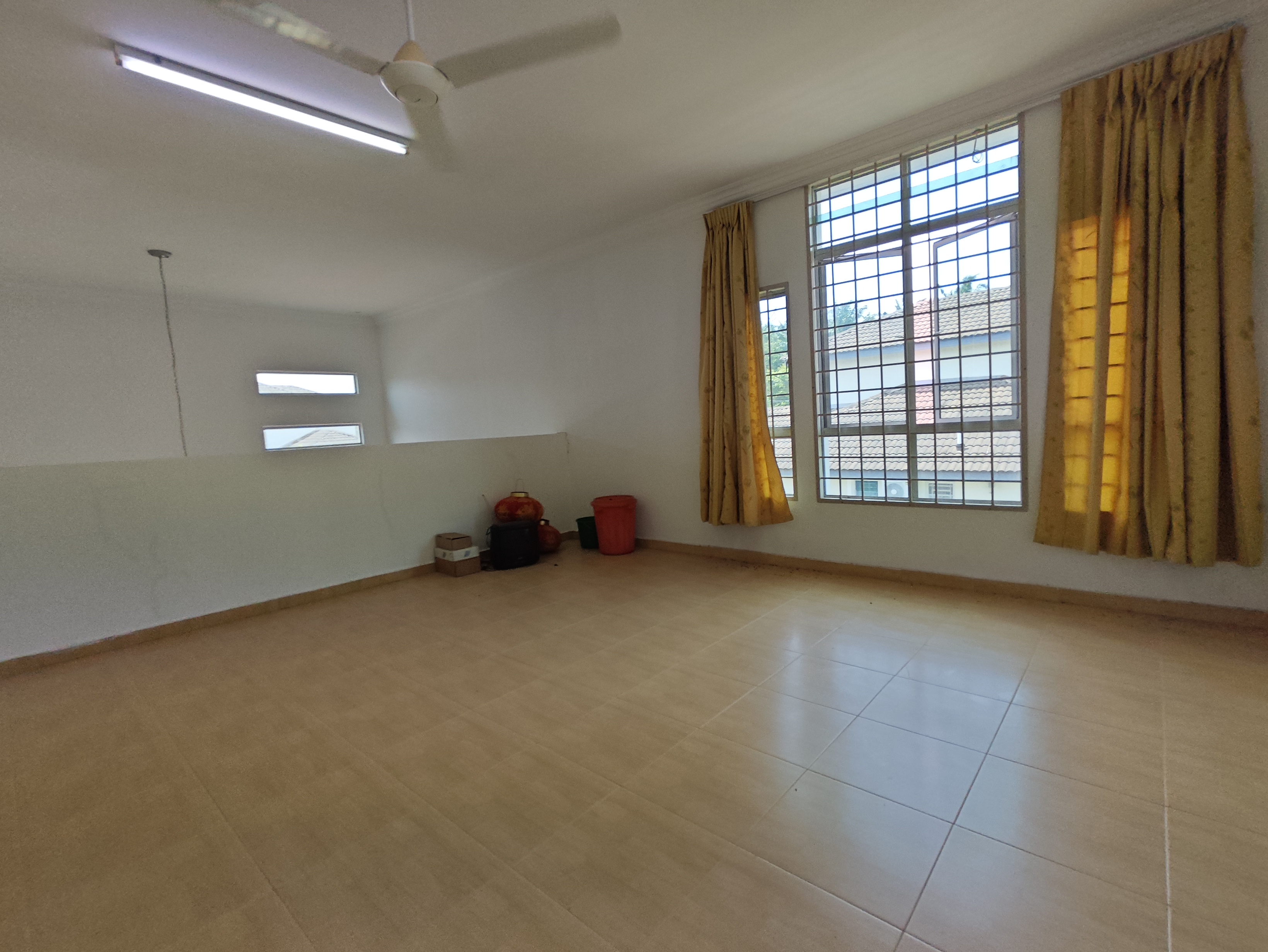 Freehold 1.5 Bungalow 5700 sq.ft Big Land Krubong Perdana Ayer Keroh image