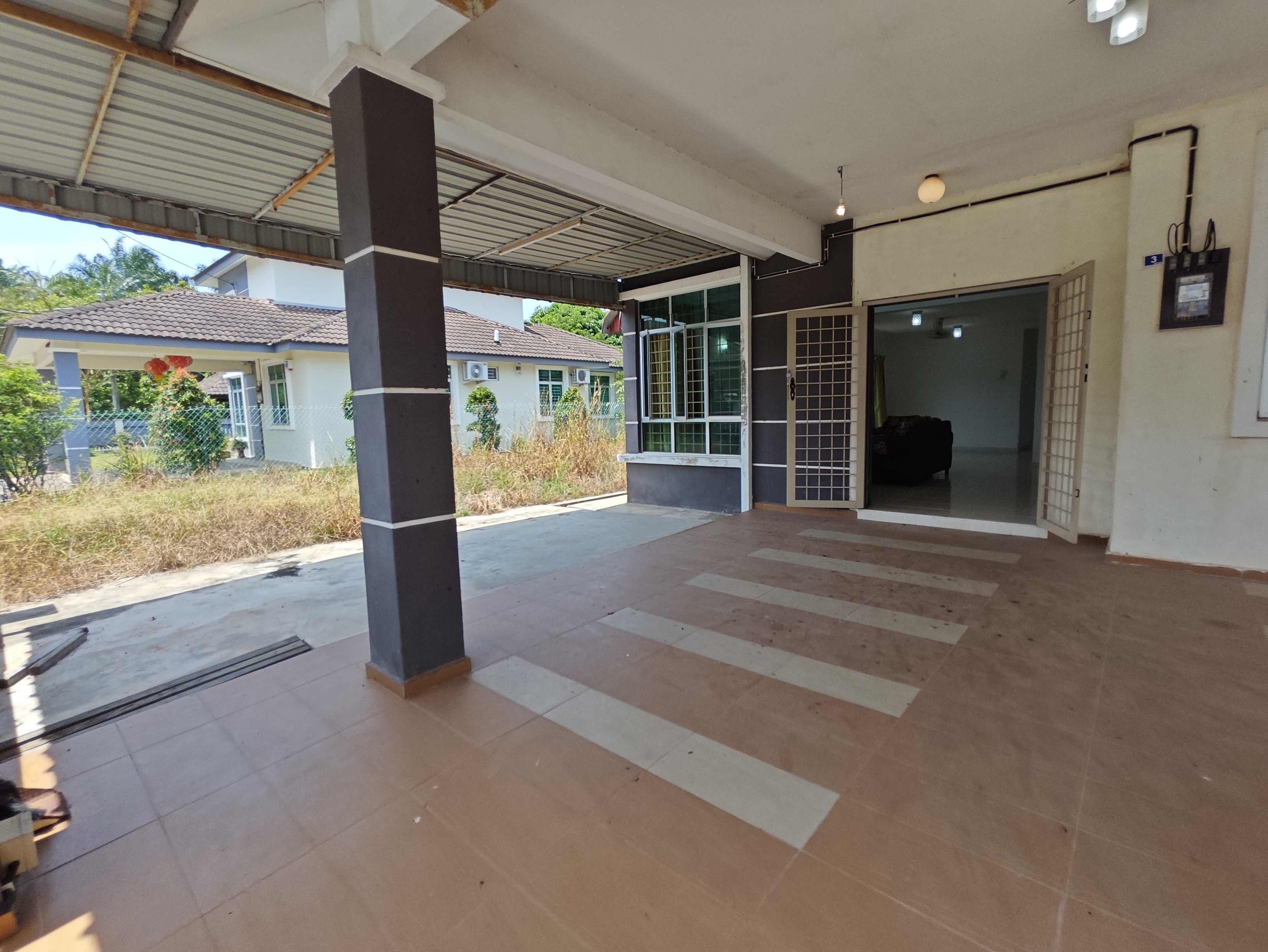 Freehold 1.5 Bungalow 5700 sq.ft Big Land Krubong Perdana Ayer Keroh image