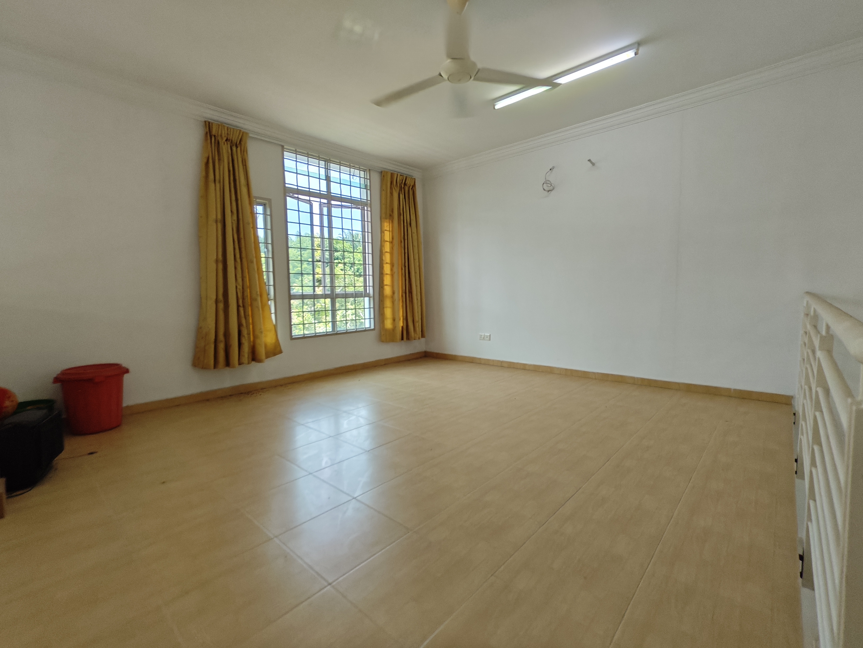 Freehold 1.5 Bungalow 5700 sq.ft Big Land Krubong Perdana Ayer Keroh image