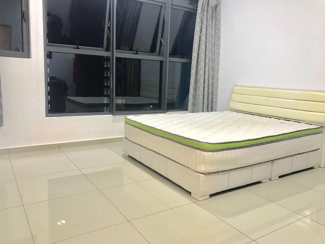 Nice Good Condo Atlantis Residence with 24hr Security Swimming Pool image