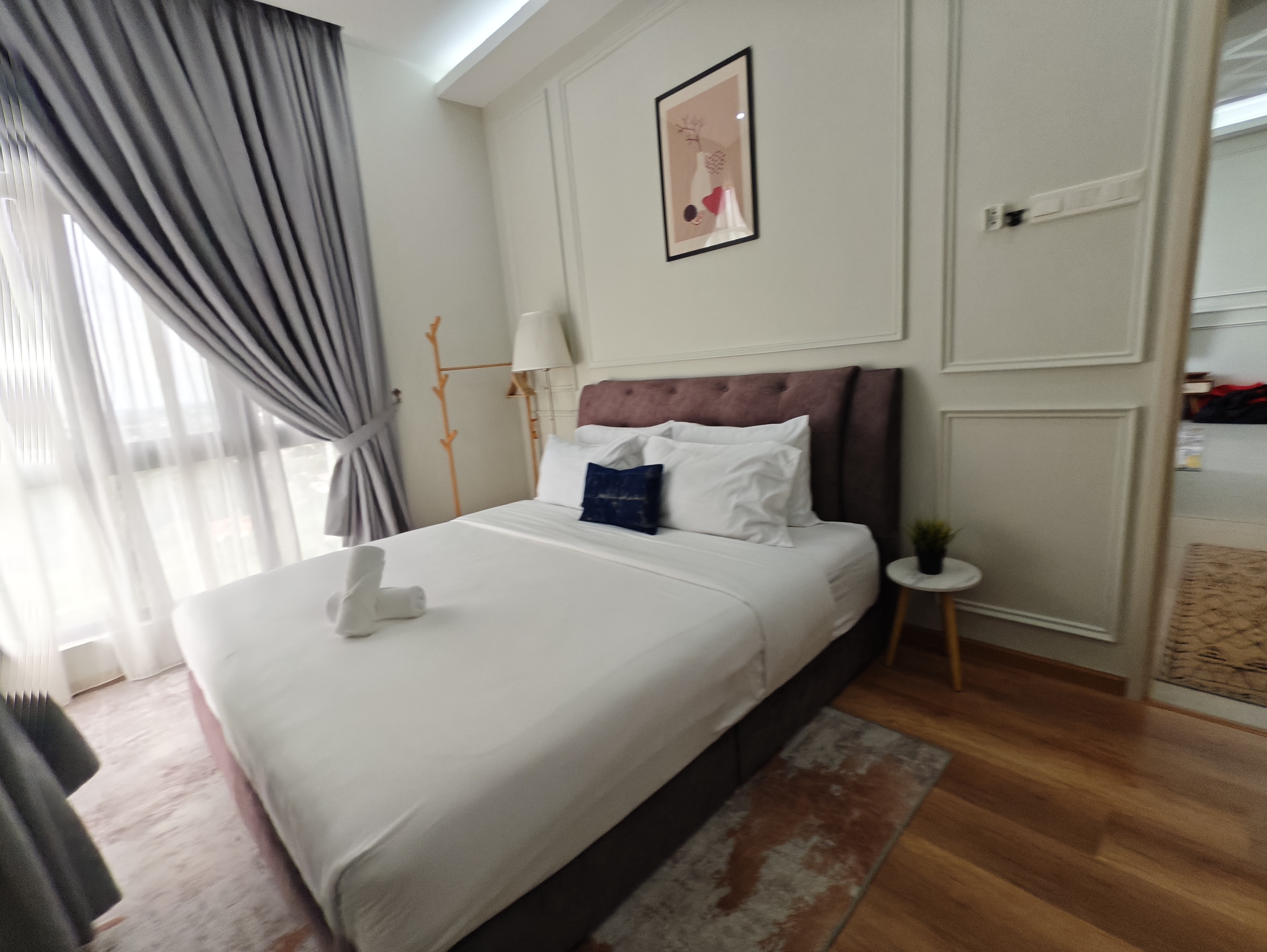 Freehold Interior Design Fully Furnish The Quartz Residence Bachang image