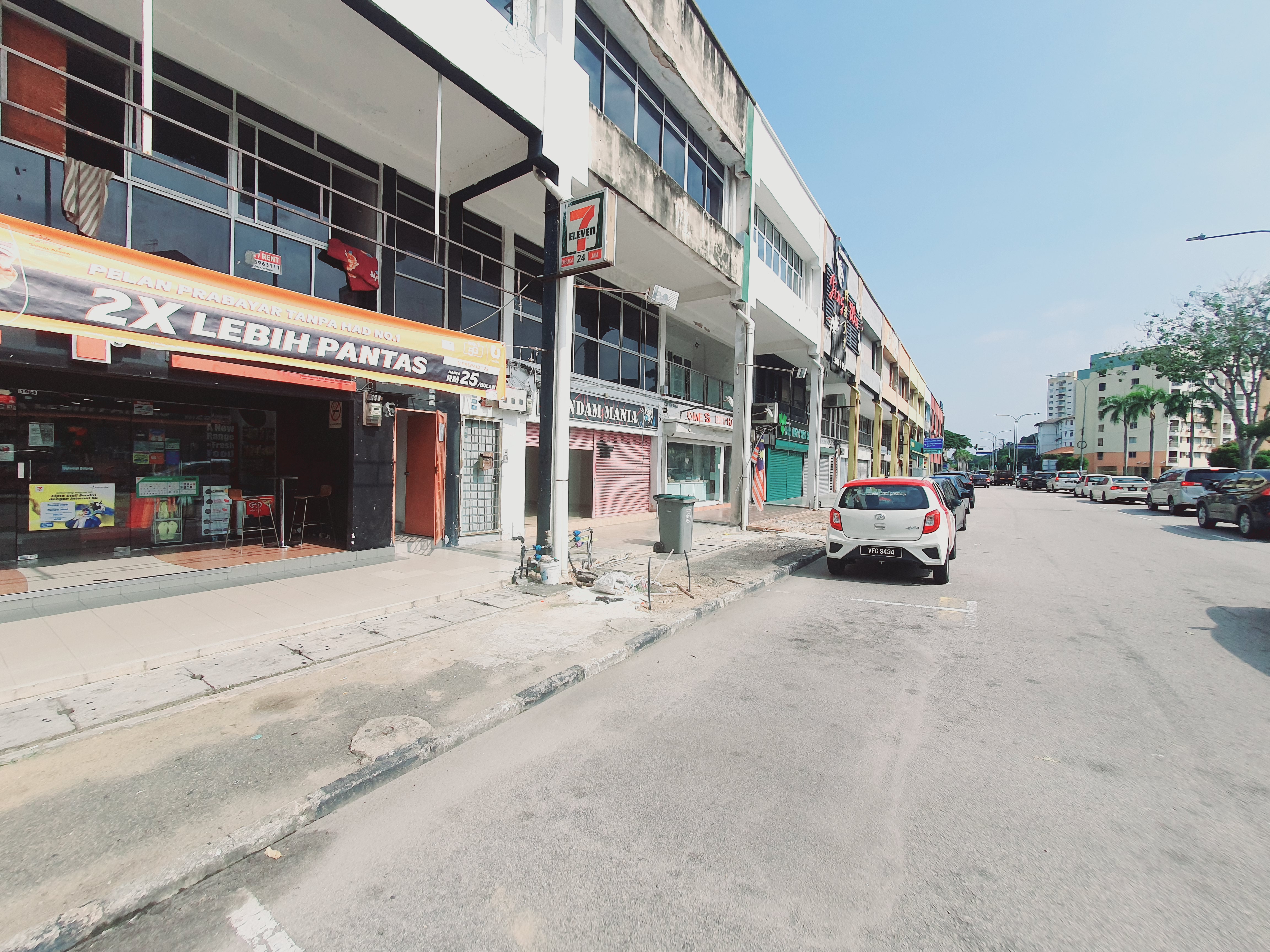 Opposite Element Mall Ground Floor Melaka Raya Silverscape Condo image