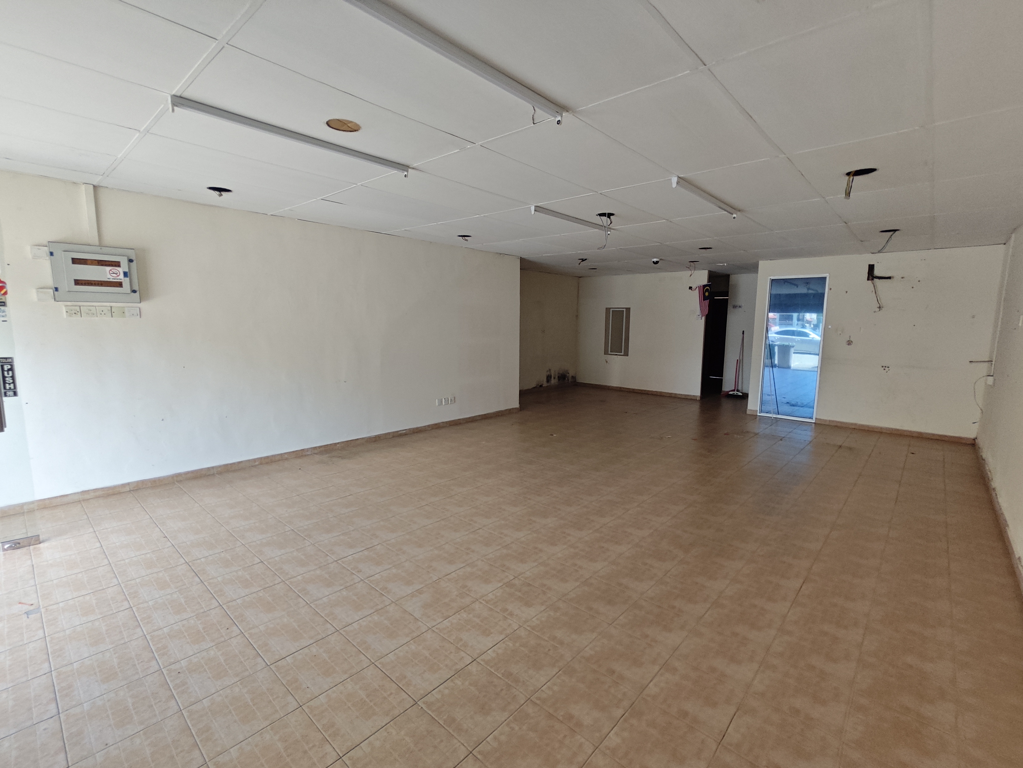 Opposite Element Mall Ground Floor Melaka Raya Silverscape Condo image