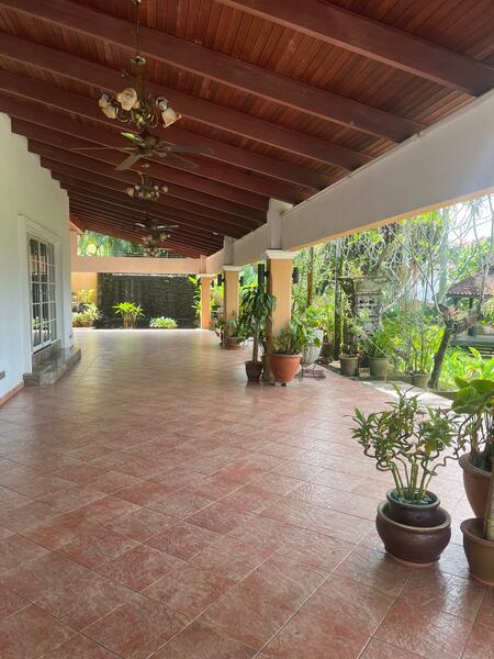 Gasing Hill Bungalow