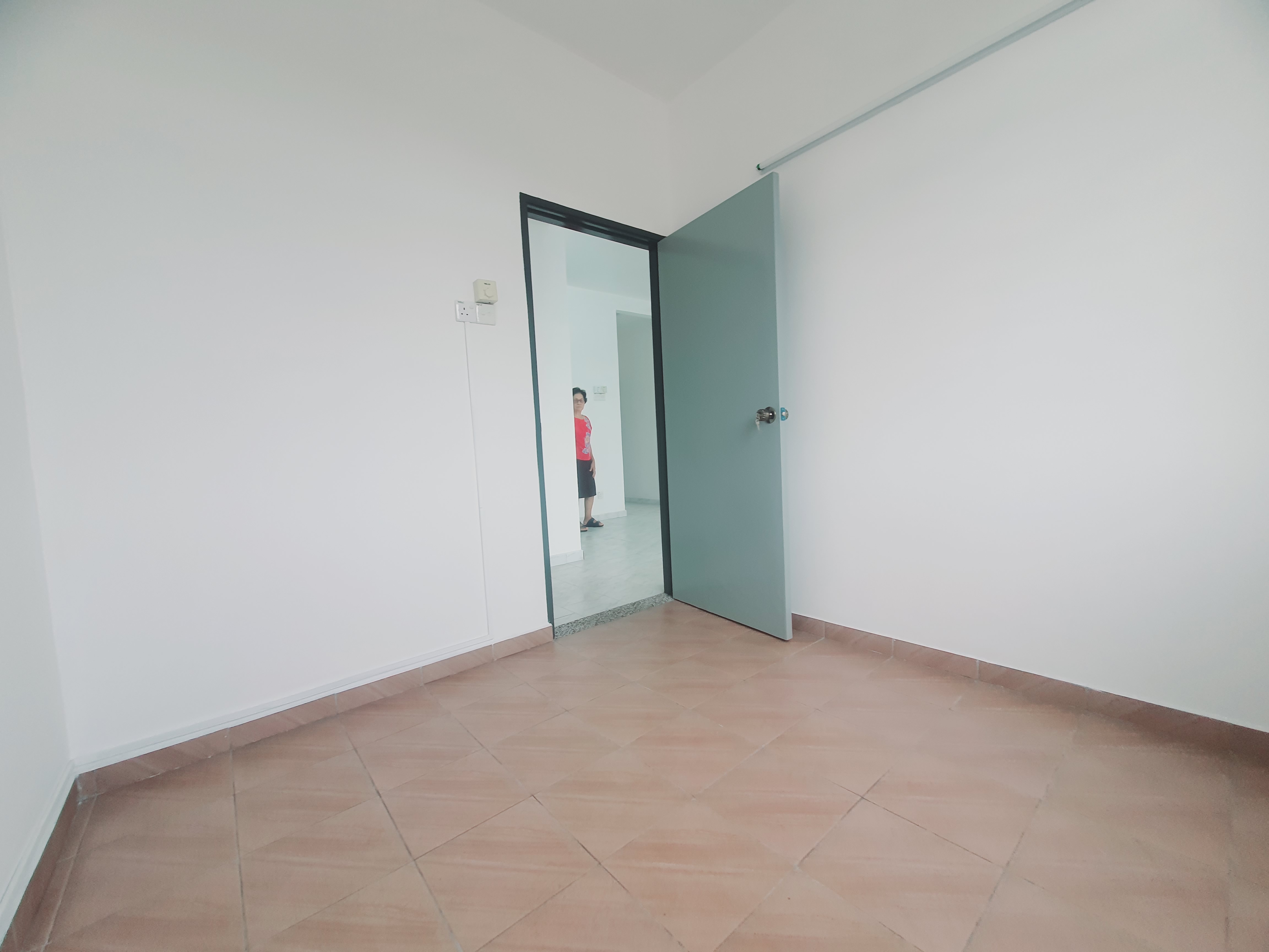 Fully Renovated Lift Kitchen Table Top Sutera Wangi Batu Berendam image