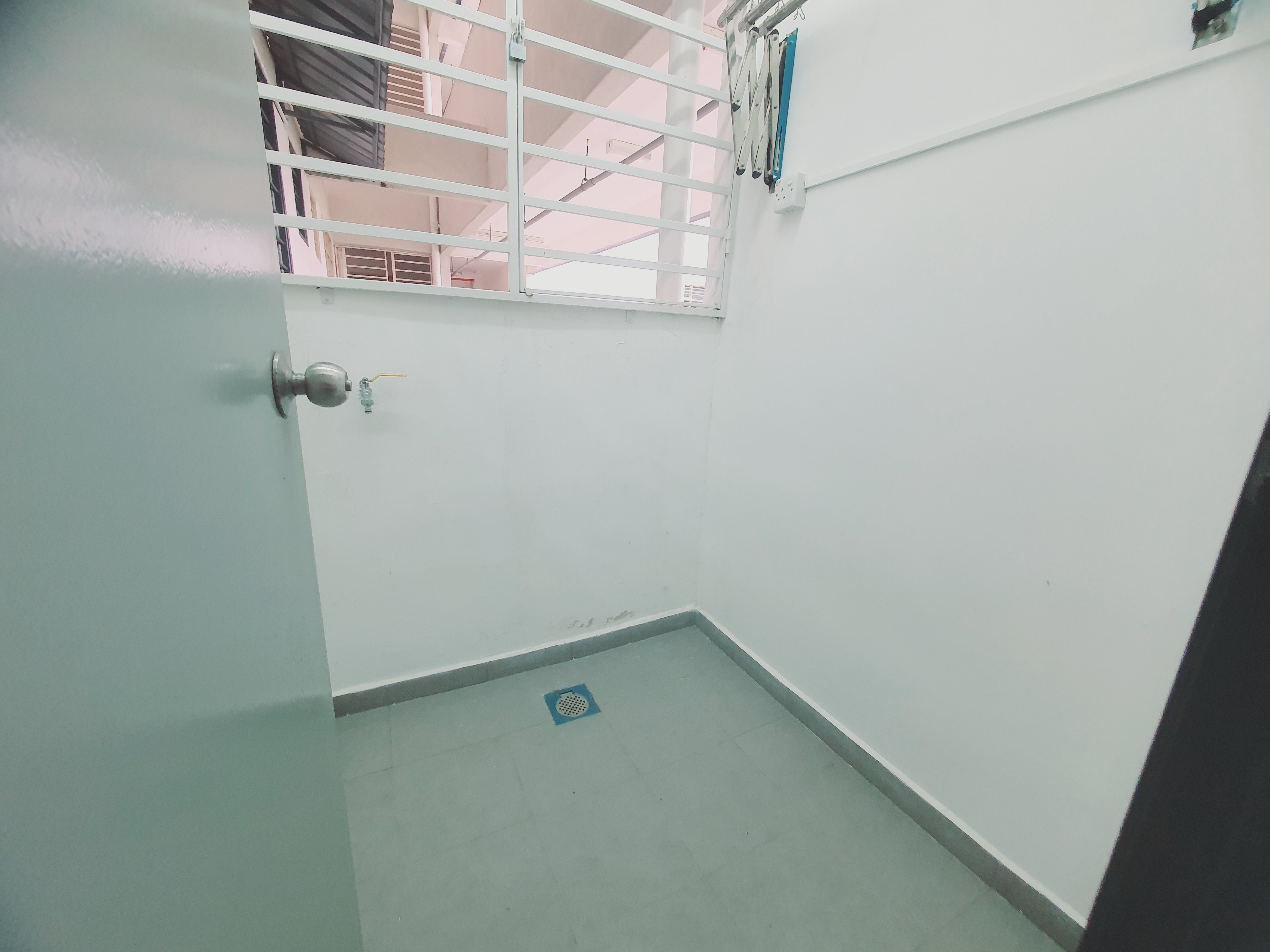 Fully Renovated Lift Kitchen Table Top Sutera Wangi Batu Berendam image