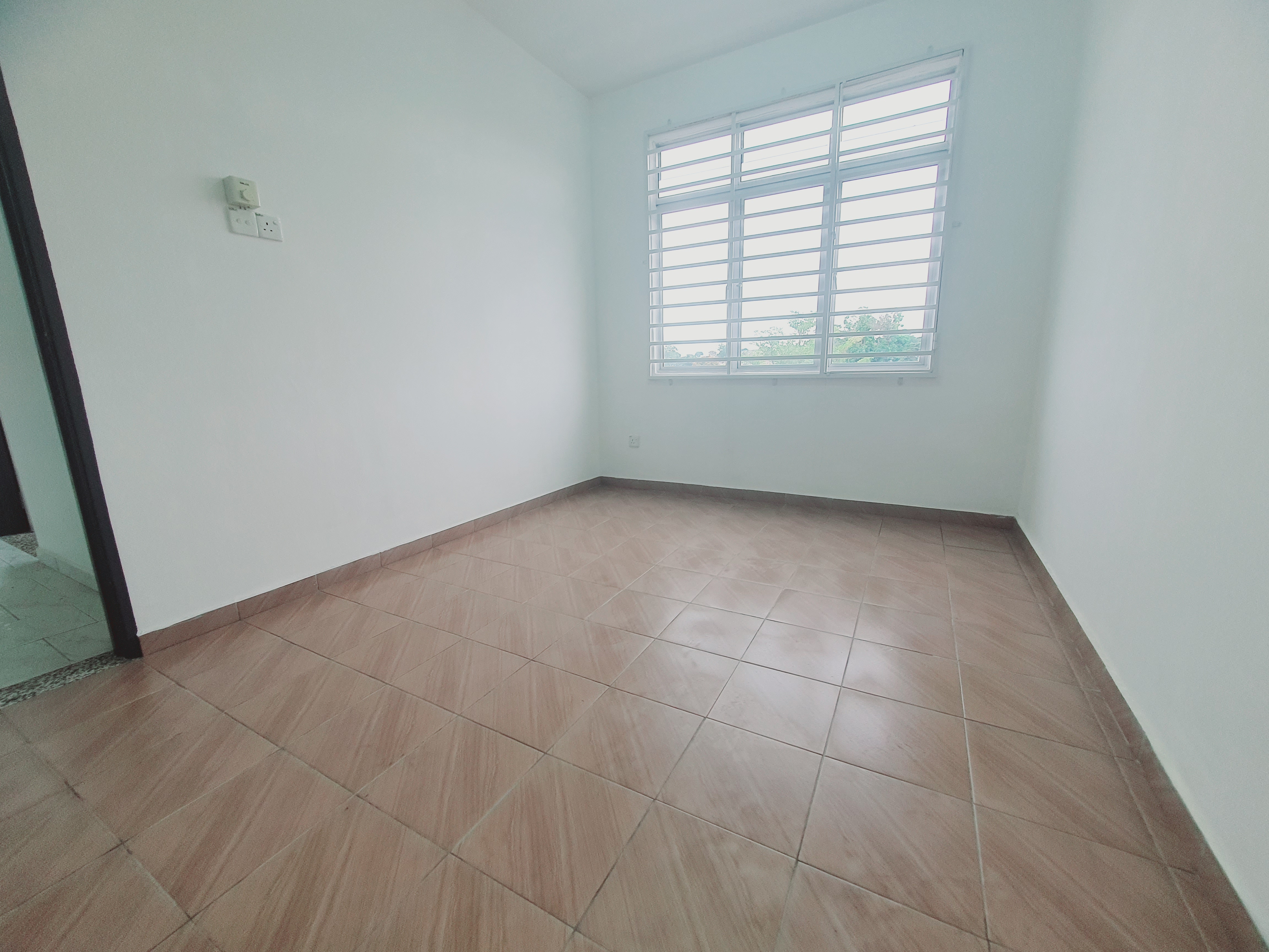 Fully Renovated Lift Kitchen Table Top Sutera Wangi Batu Berendam image