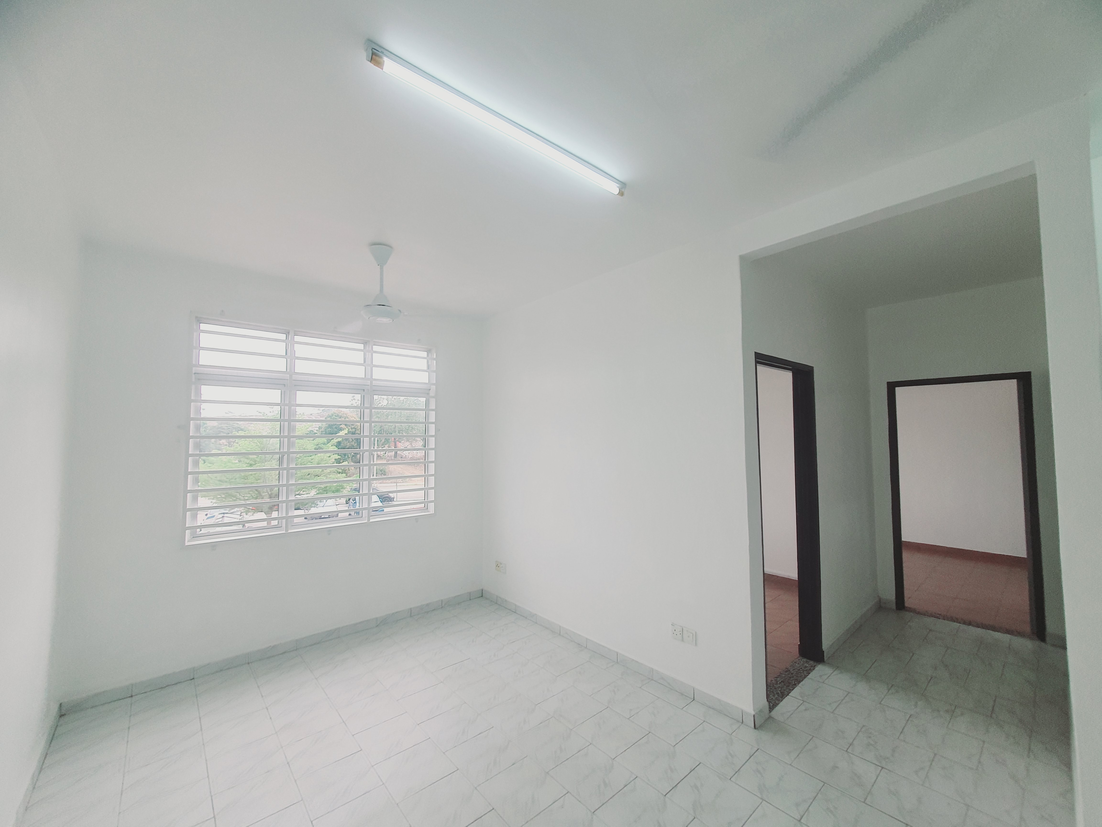 Fully Renovated Lift Kitchen Table Top Sutera Wangi Batu Berendam image