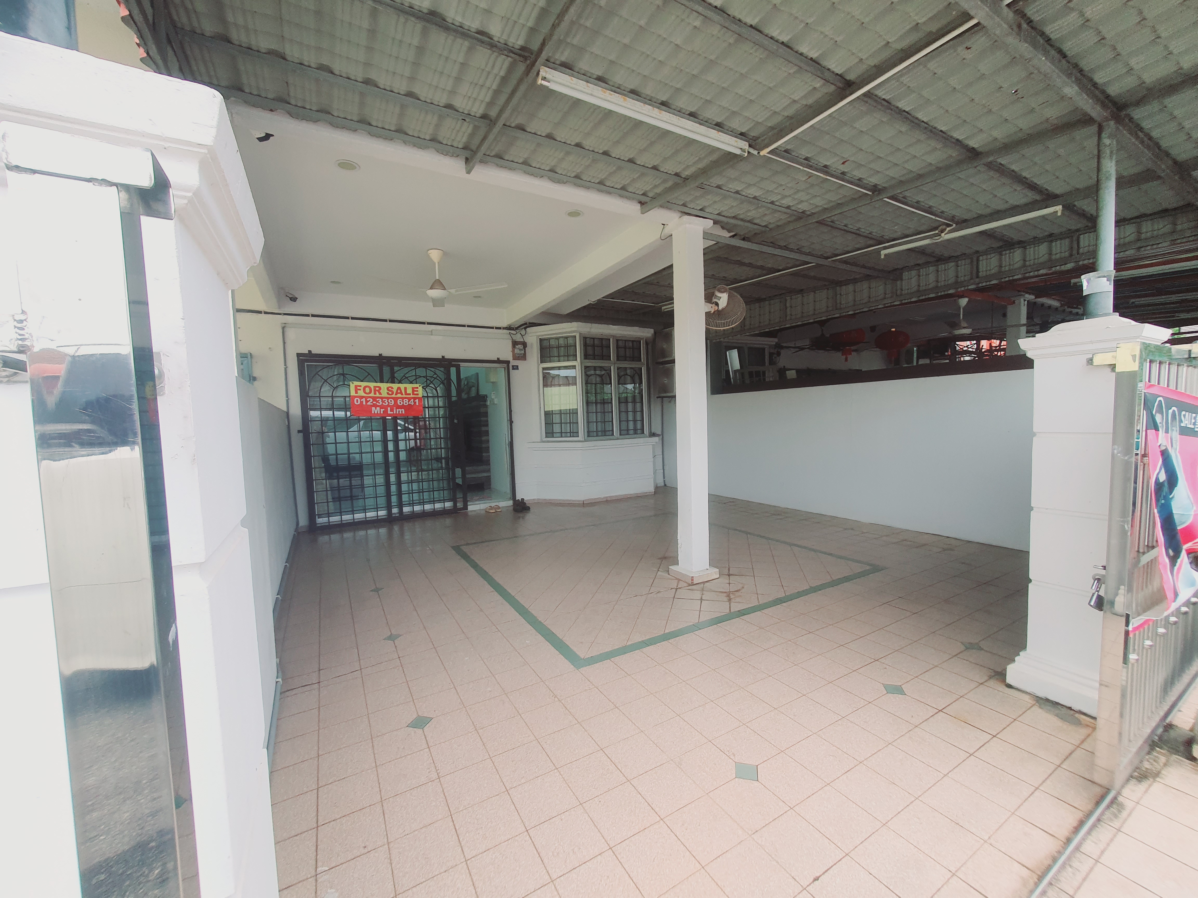 Fully Renovated 5 Room Teres Furnish Seri Telok Emas Bukit Katil image