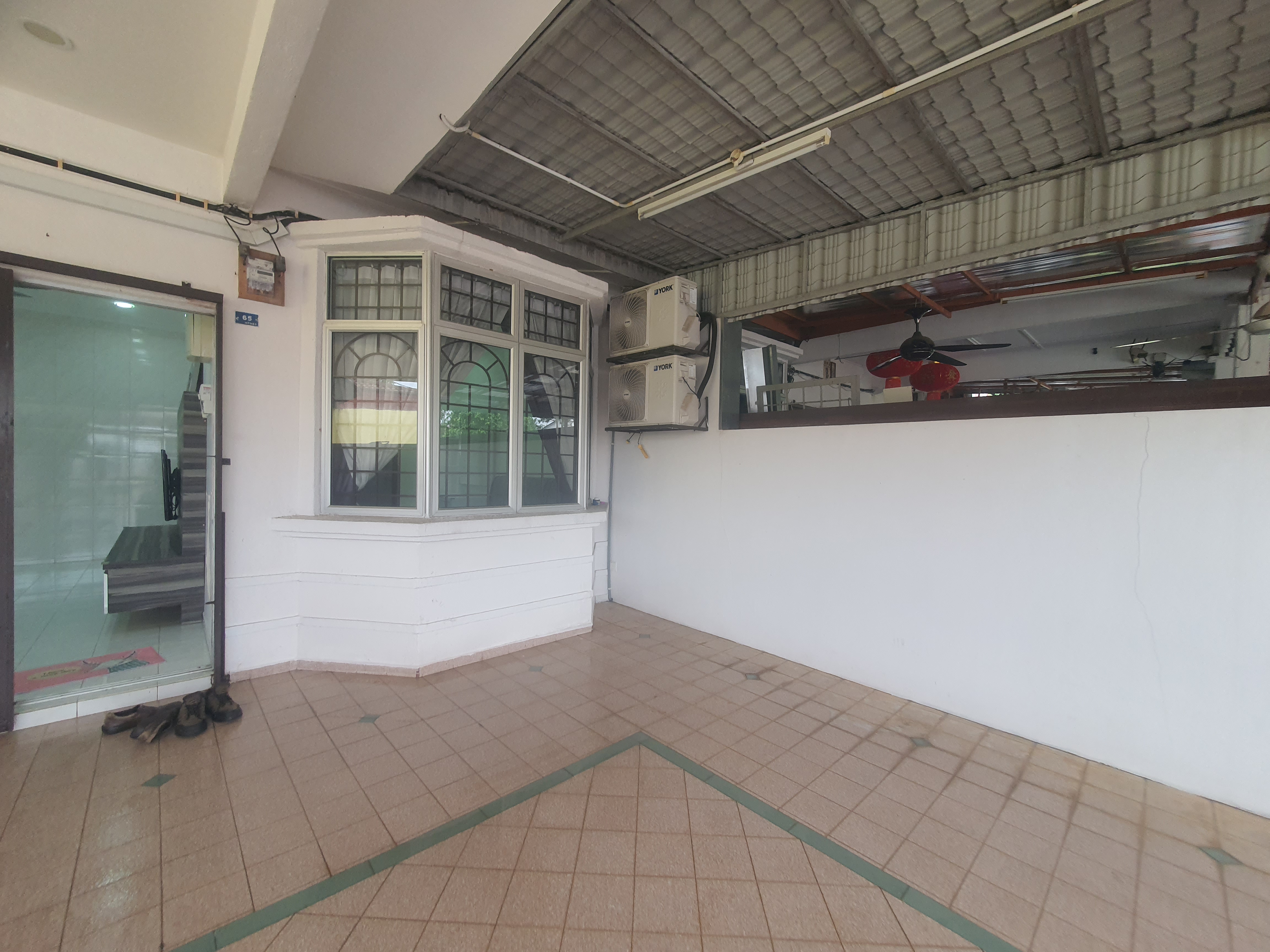 Fully Renovated 5 Room Teres Furnish Seri Telok Emas Bukit Katil image