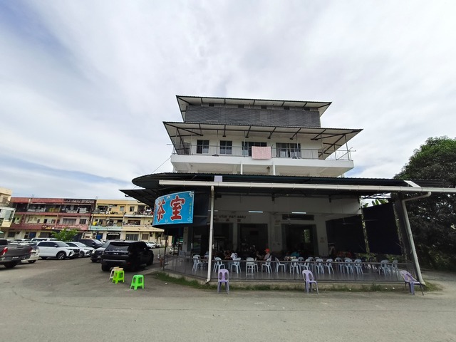 PEKAN MENGGATAL  image