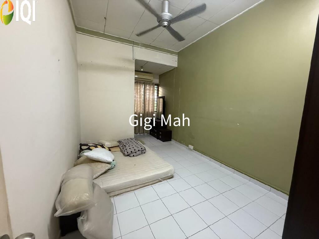 Taman Suria image
