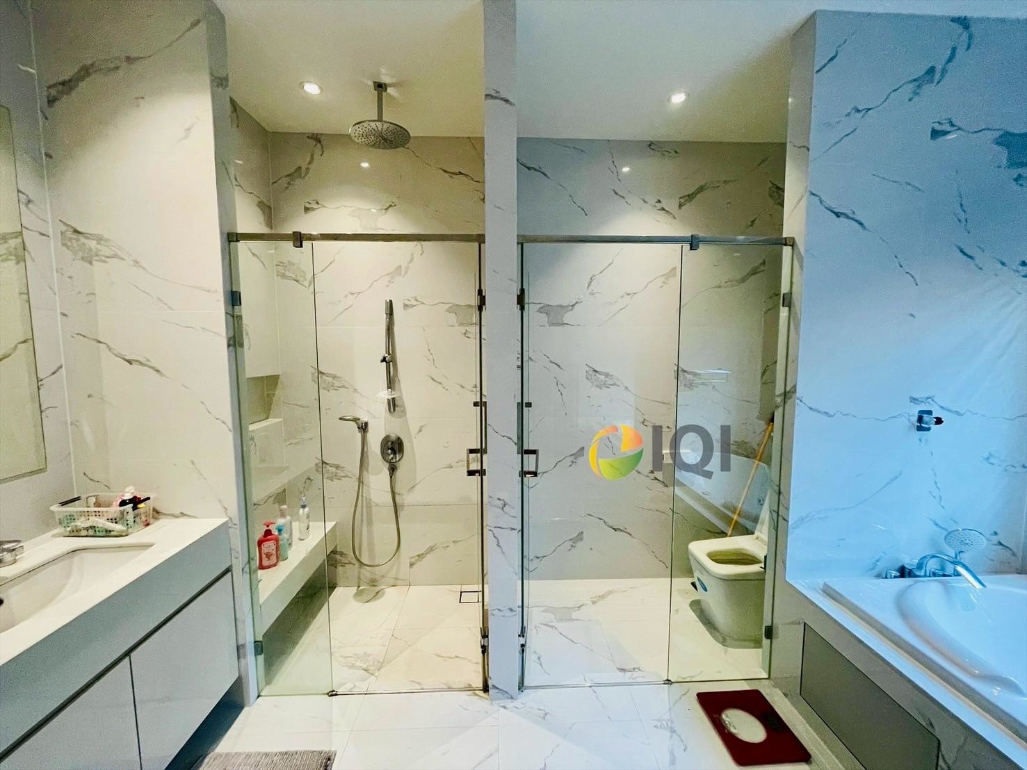 Single house for sale, Chewawan Pinklao-Sathorn, 2-storey luxury house on Phutthamonthon Sai 1 Road image