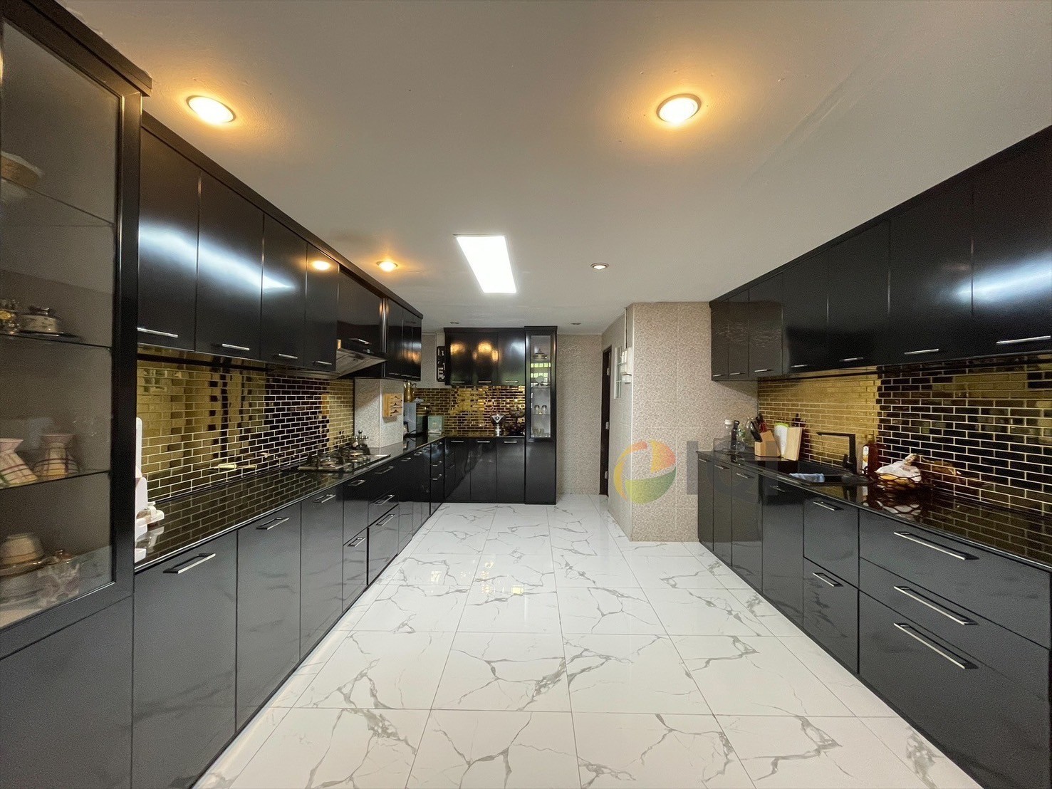 For sale 2 storey detached house, Phakamas Village, Sukhumvit 71, Soi Pridi Banomyong, Pattanakarn Road, Intersection 8 image