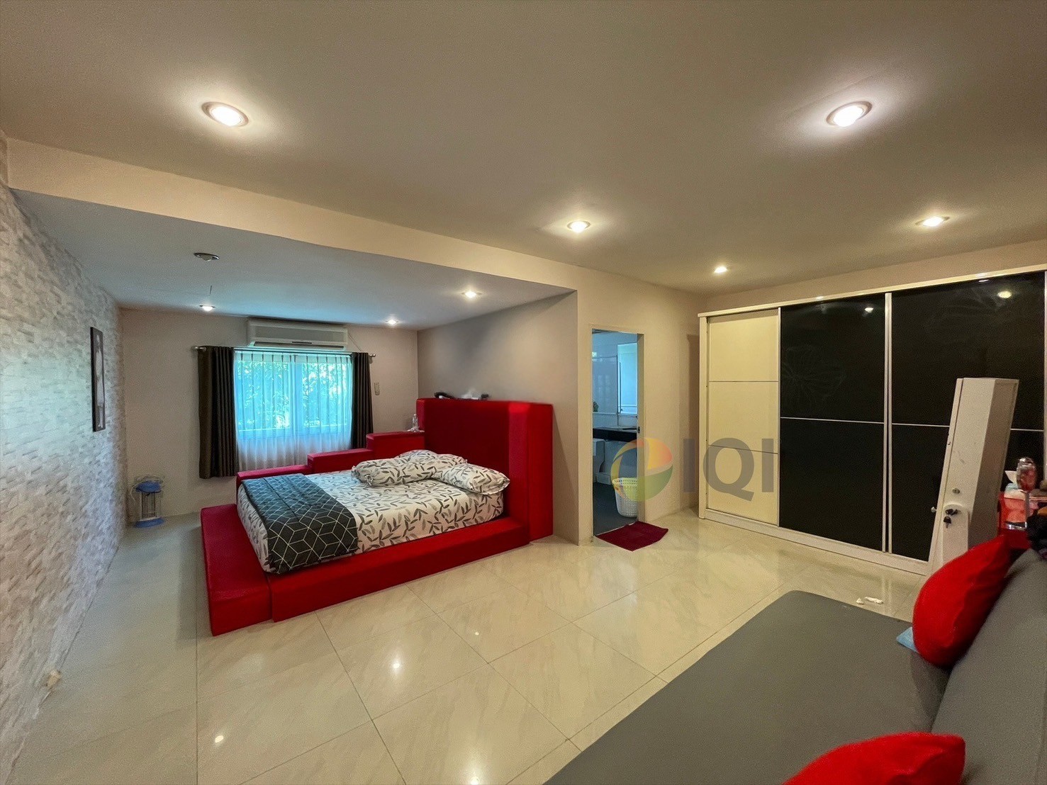 For sale 2 storey detached house, Phakamas Village, Sukhumvit 71, Soi Pridi Banomyong, Pattanakarn Road, Intersection 8 image