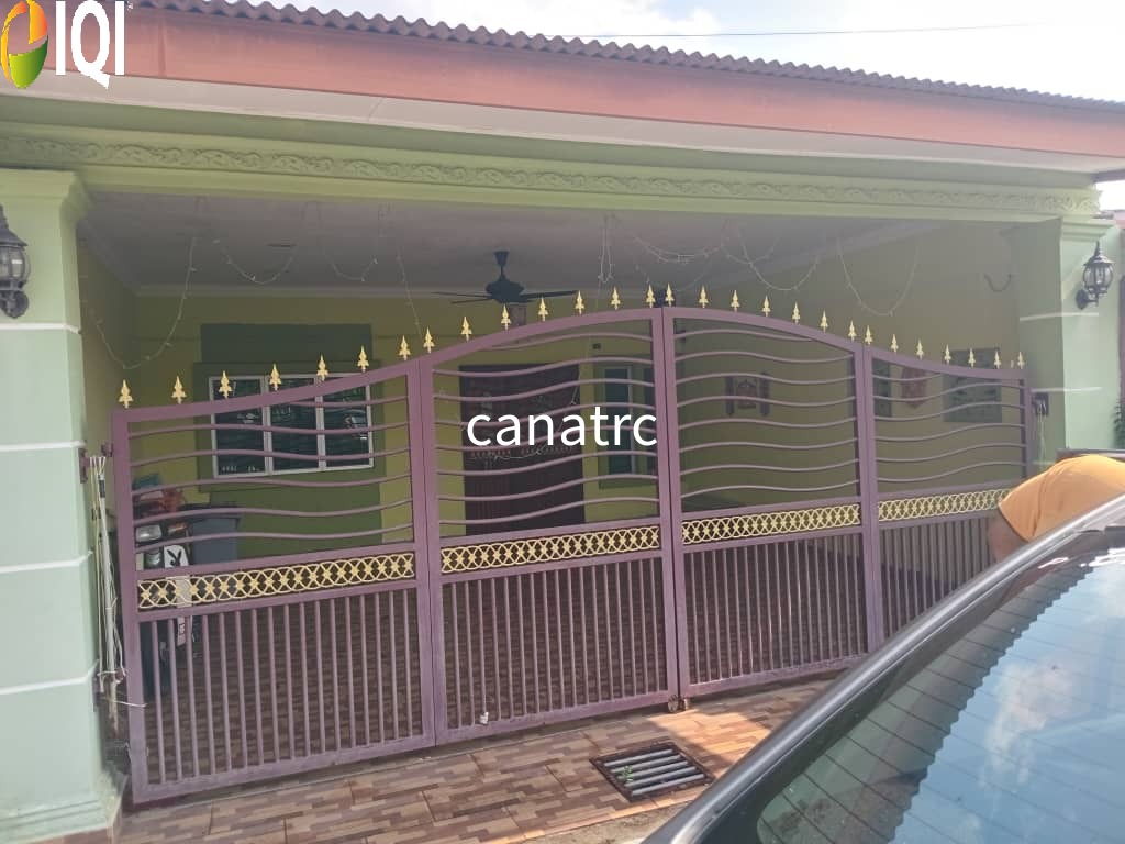 1.5 Storey Terrace House Taman Melaka Baru for Rent (near Infineon) image