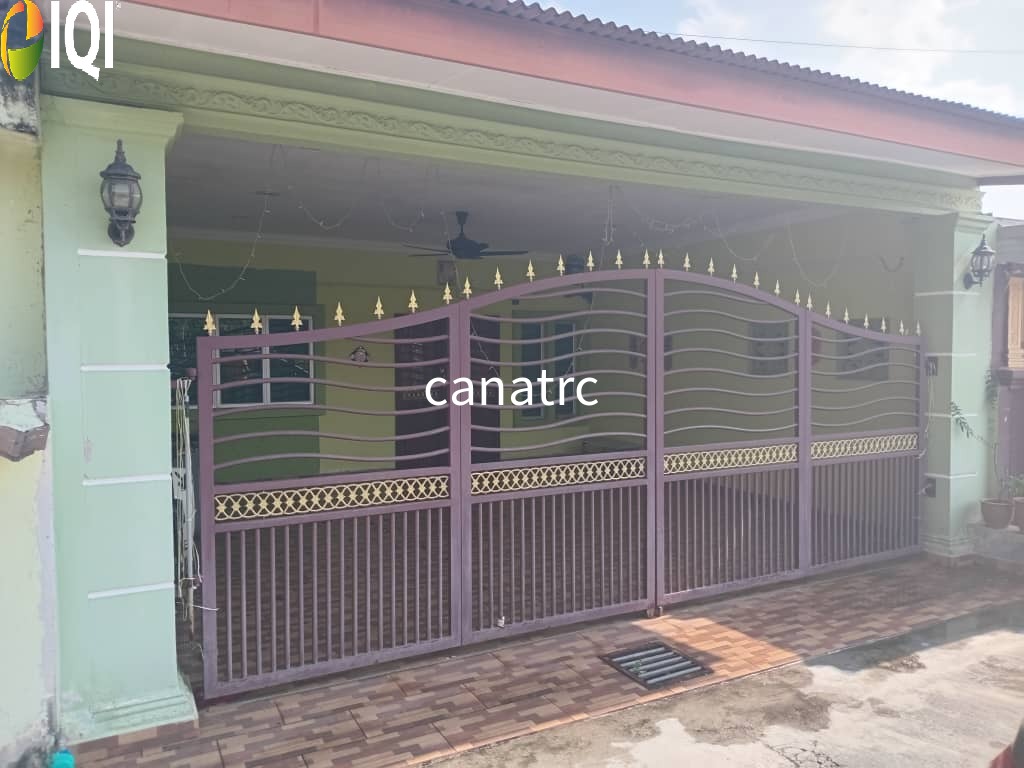 1.5 Storey Terrace House Taman Melaka Baru for Rent (near Infineon) image