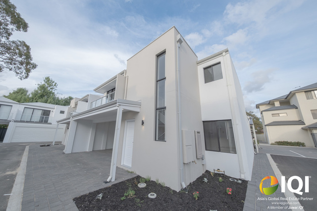 🏡 Smart Dual-Living Townhouse – Live, Invest, or Both! photo