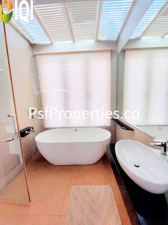 Bukit Jelutong image