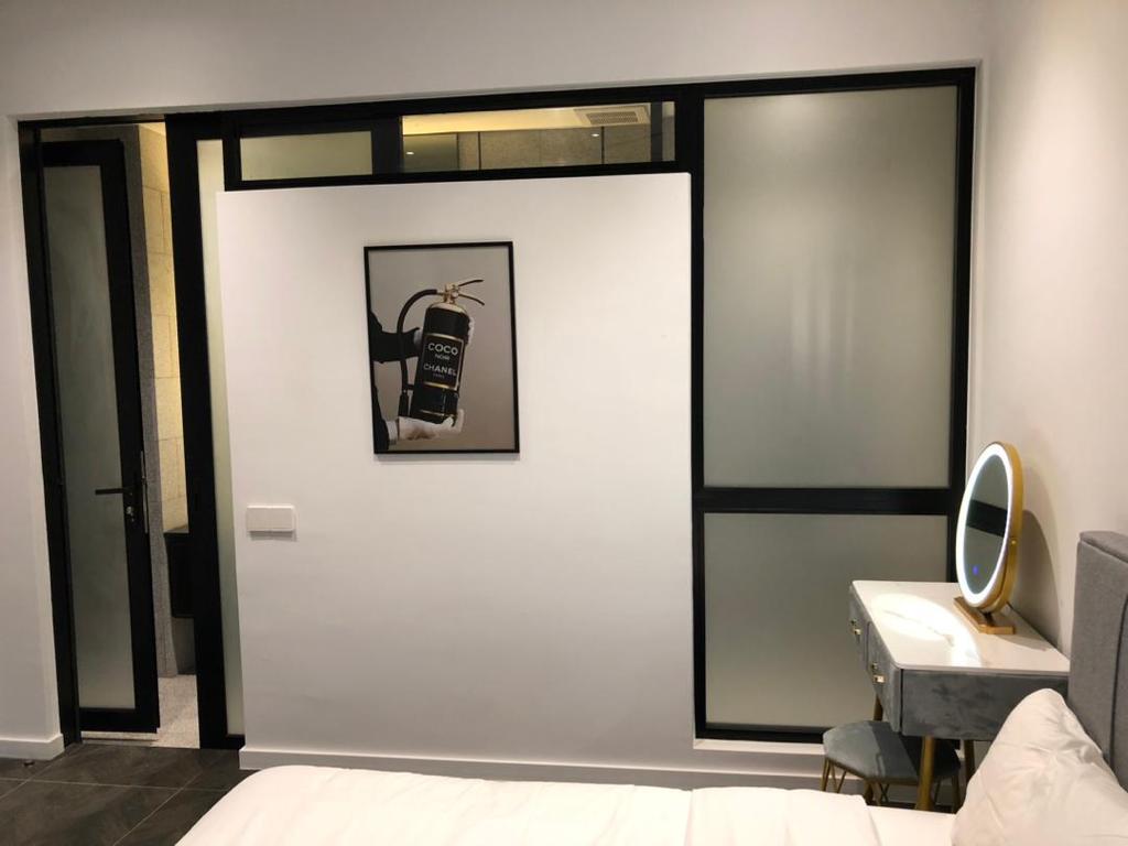 Scarletz Suites image