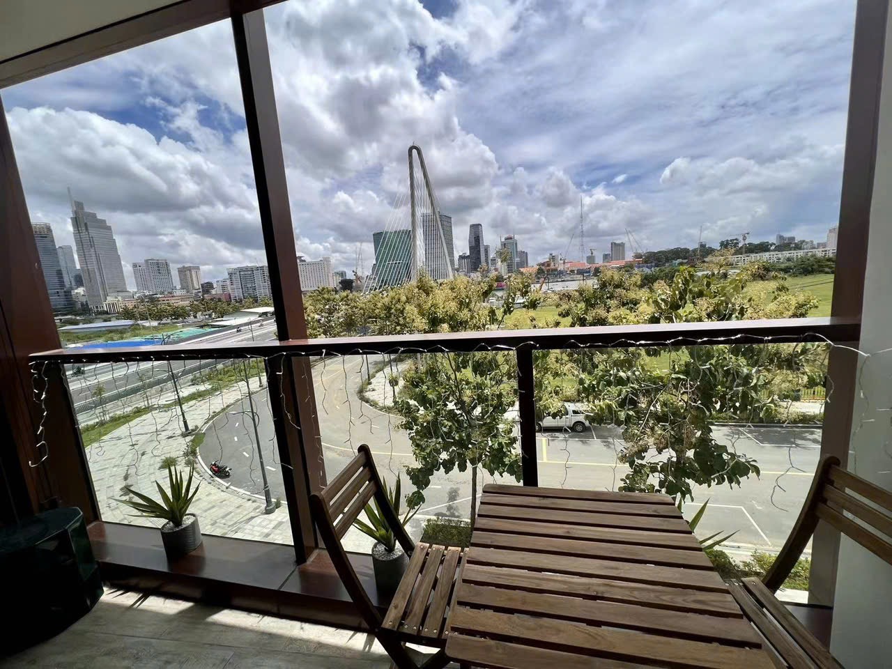 1 Bedroom Aparment At The Galleria Metropole image