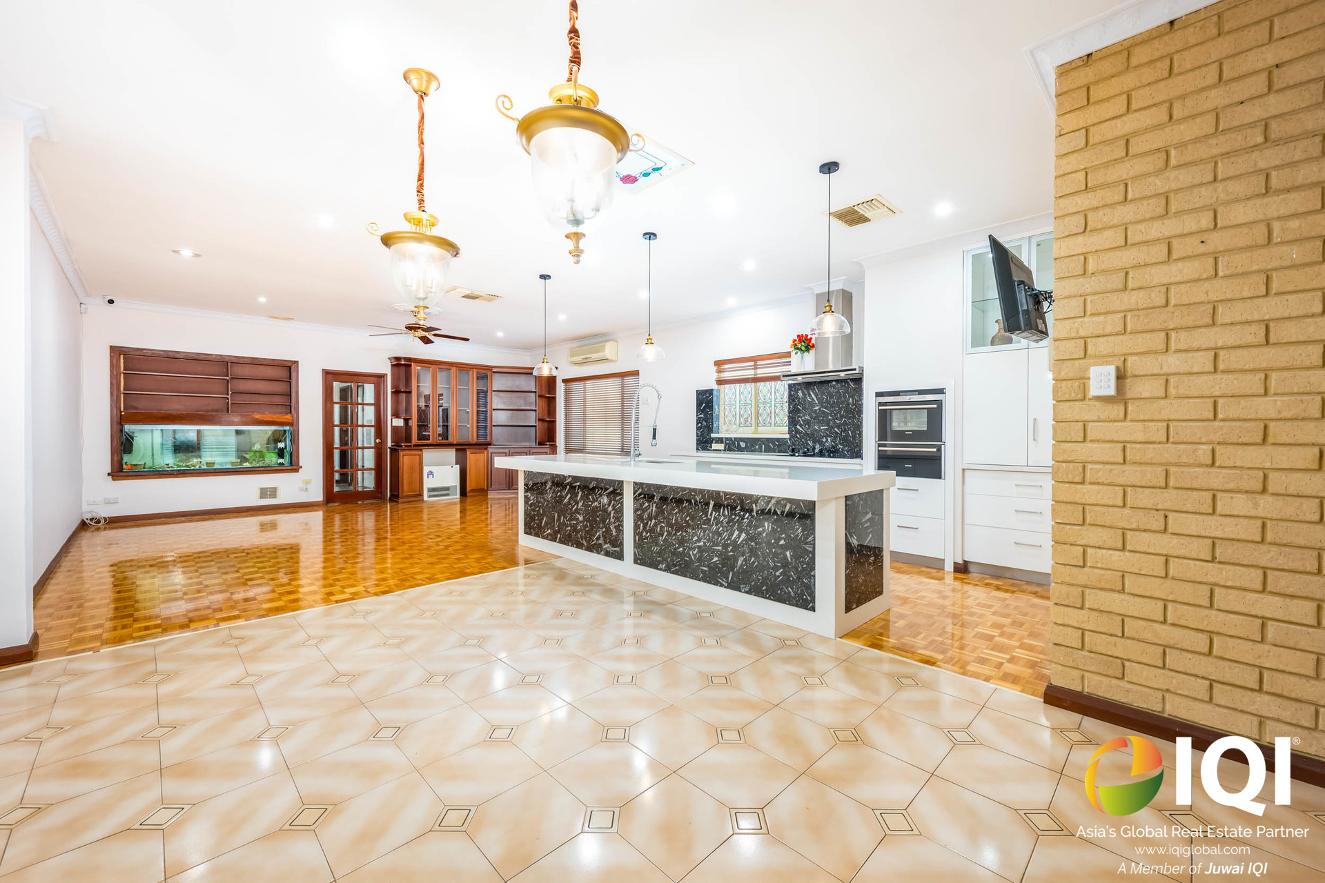 Timeless Grandeur with City Views – 104 Angove Street, North Perth image