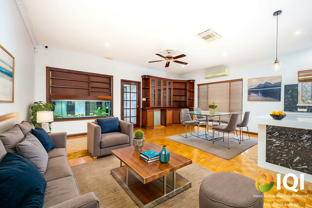 Timeless Grandeur with City Views – 104 Angove Street, North Perth image