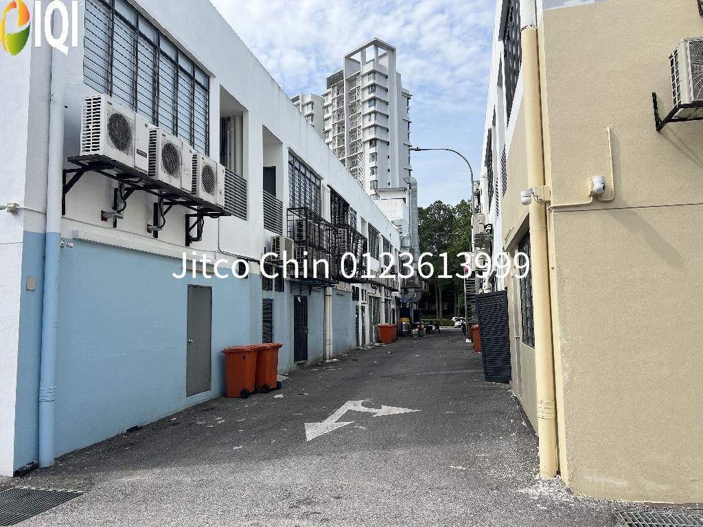 Jade Hills - Bukit Angkat, Kajang, 23x75 End lot freehold 2 sty shop lot for sales image