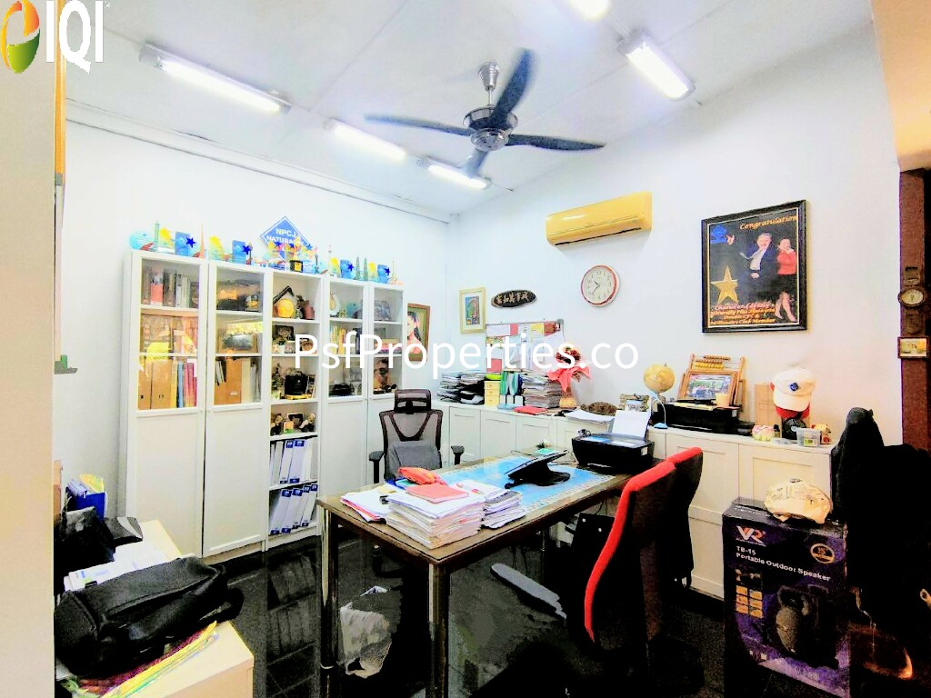 Bukit Jelutong image