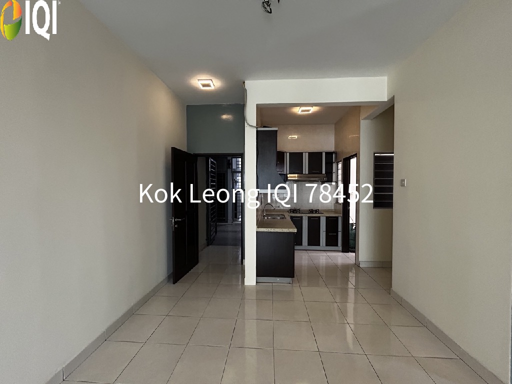  Casa Tiara, Subang Jaya Corner Unit, 3R, 2B For Sale image