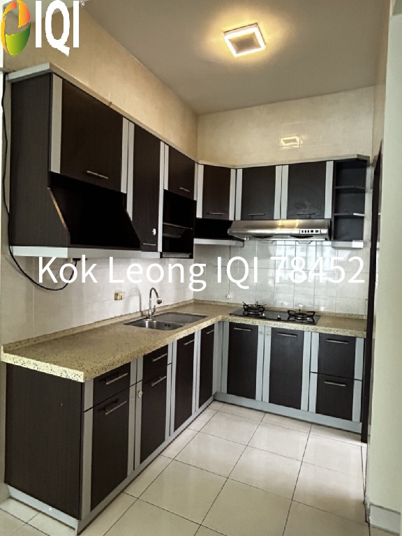  Casa Tiara, Subang Jaya Corner Unit, 3R, 2B For Sale image