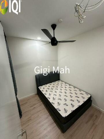 Emerald 9 Condominium image