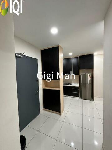 Emerald 9 Condominium image