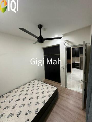 Emerald 9 Condominium image