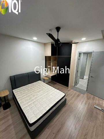 Emerald 9 Condominium image
