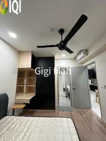 Emerald 9 Condominium image