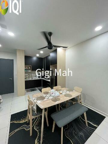 Emerald 9 Condominium image