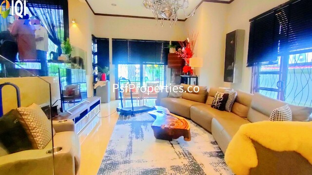 Bukit Jelutong image