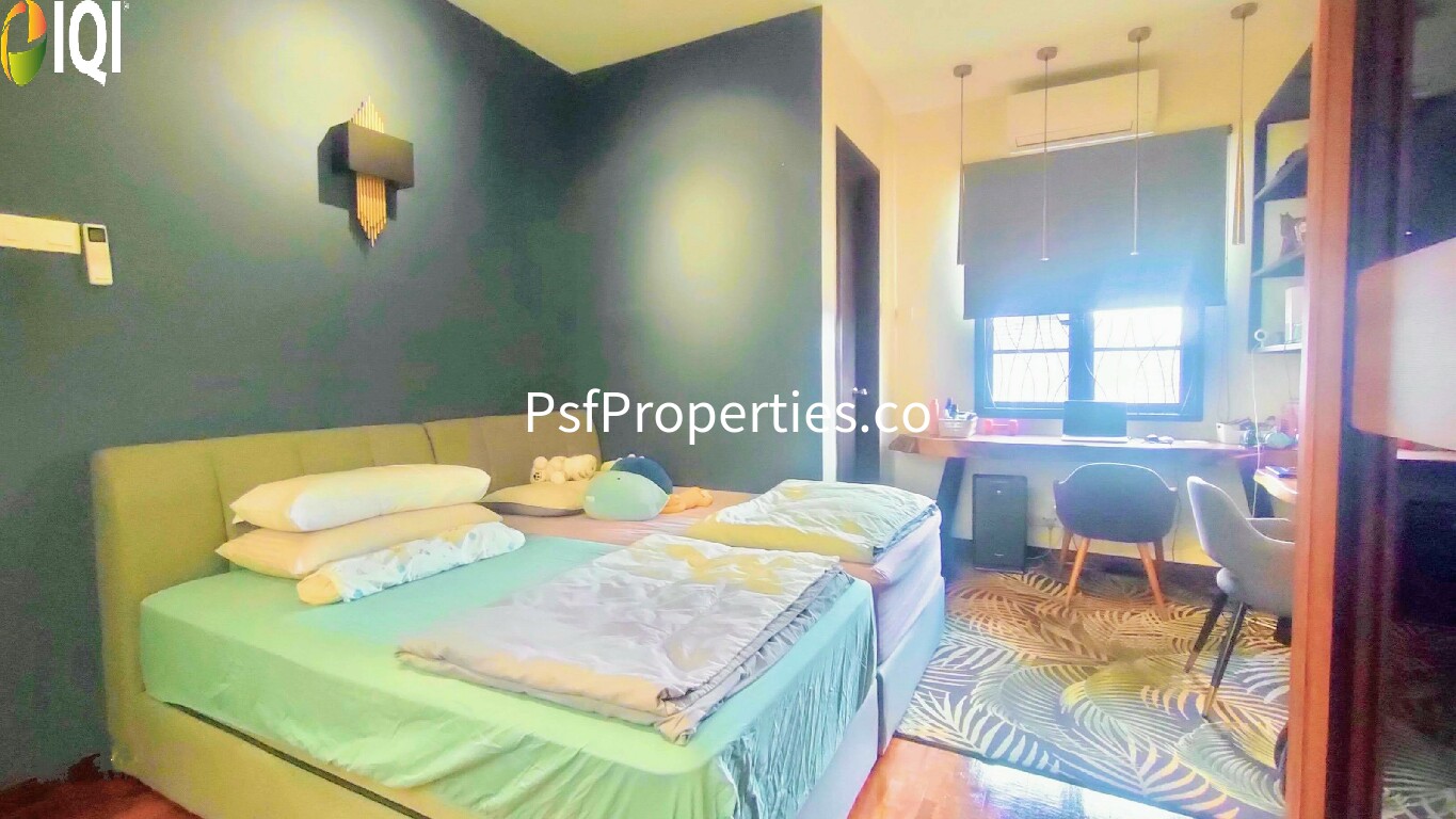 Bukit Jelutong image