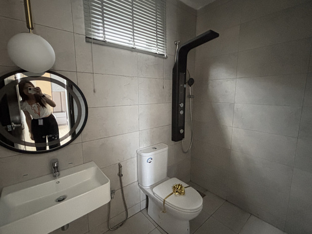 Corner unit townhouse at Melrose Residence, Riveria, Kuching-Samarahan Expressway for sale image