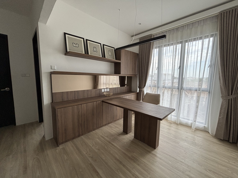 Fully Furnished Townhouse at Melrose Residence, Riveria, Kuching-Samarahan Expressway for sale