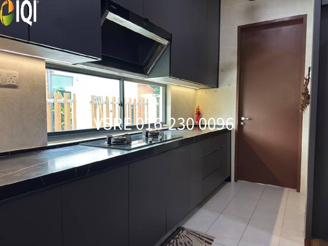  Luxury 3-Storey Bungalow @ Subang Bestari, Seksyen U5 For Sales image