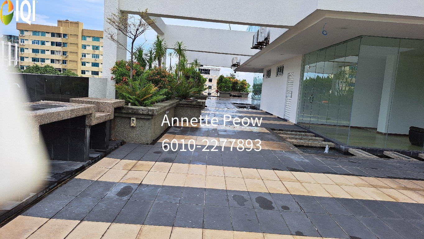 H Residence (One Ritz Residence) image