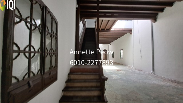 Lorong Love image
