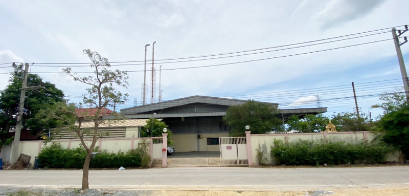 Land with Buildings Samut Sakhon