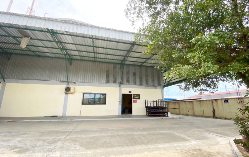 Land with Buildings Samut Sakhon image