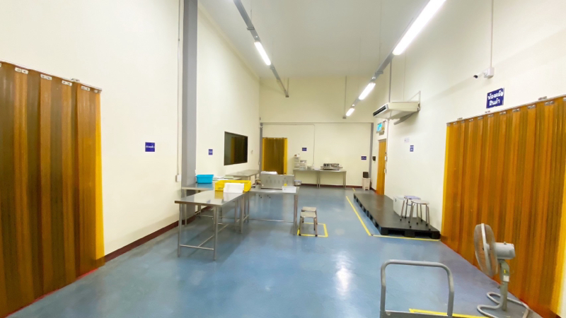 Land with Buildings Samut Sakhon image